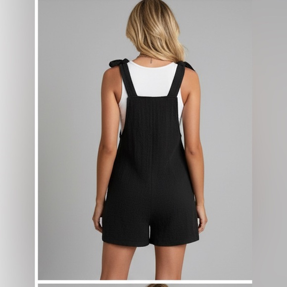 Boho Black Romper With Pockets - Picture 4 of 8